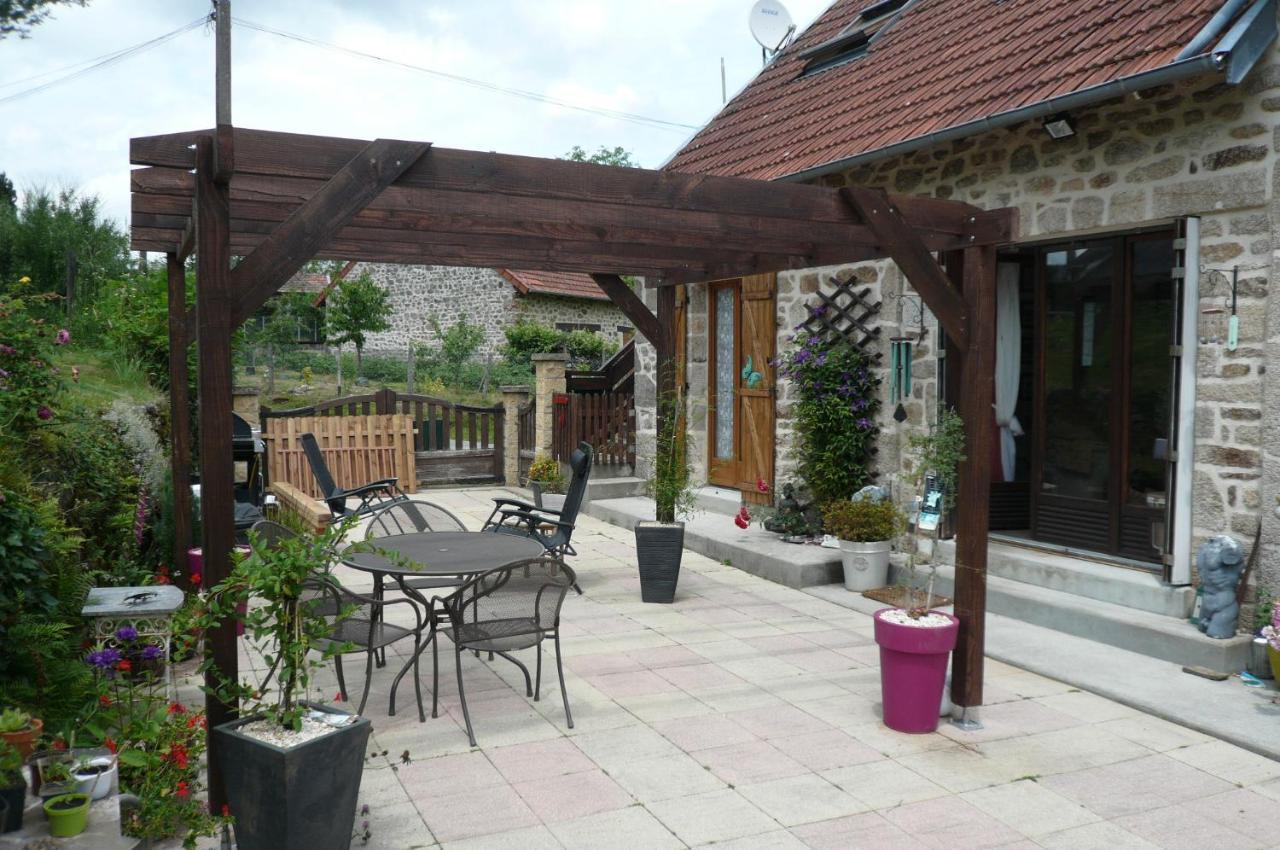 Bed and Breakfast Le Petit Papillon Eymoutiers  Esterno foto