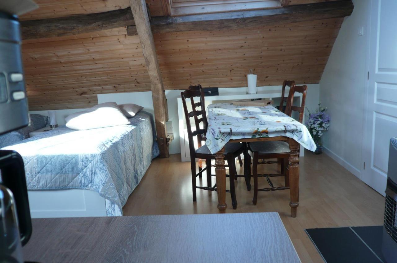 Bed and Breakfast Le Petit Papillon Eymoutiers  Esterno foto